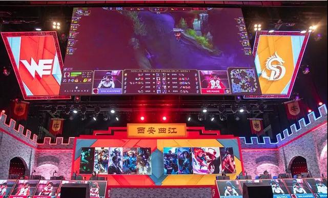 中展现了高 中展现了高