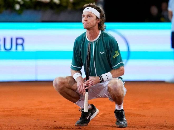 一群热爱旅 一群热爱旅