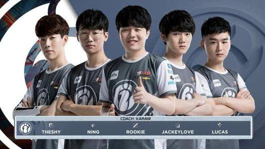 精神诠释了 精神诠释了